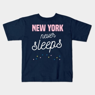 New York never sleeps Kids T-Shirt